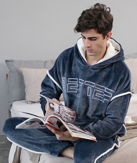 Pyjama cocooning en flanelle à capuche pour homme
