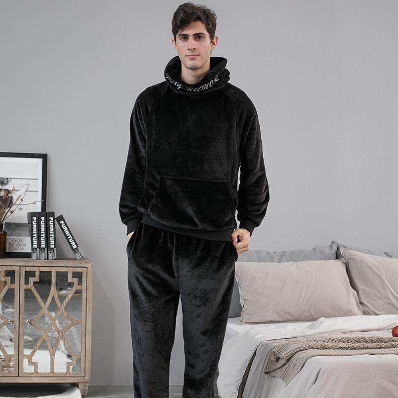 Pyjama cocooning sobre à capuche pour homme