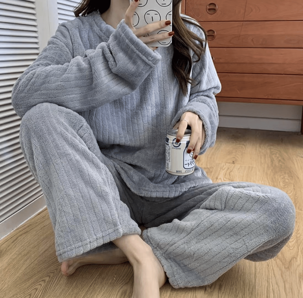 Pyjama chaud en velours à rayures pour femme