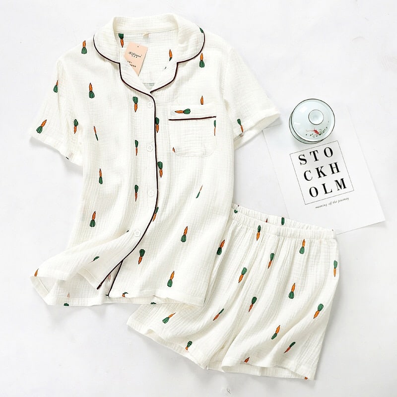 Pyjama en gaze de coton motifs carottes pour femmes