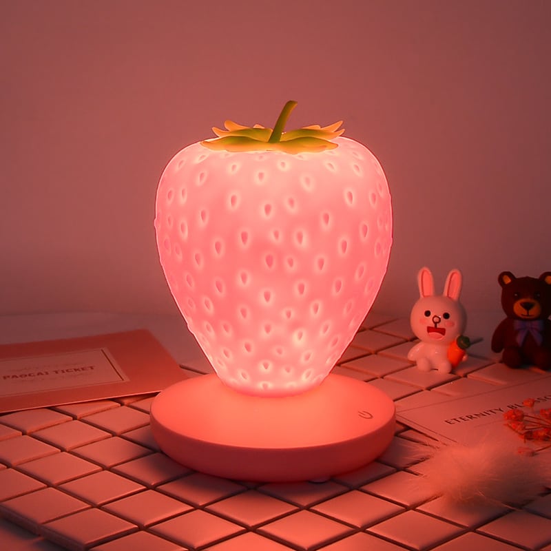 Lampe amusante en forme de fraise pour enfant