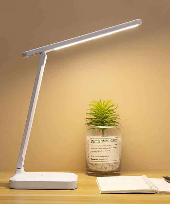 Lampe de bureau LED à 3 couleurs