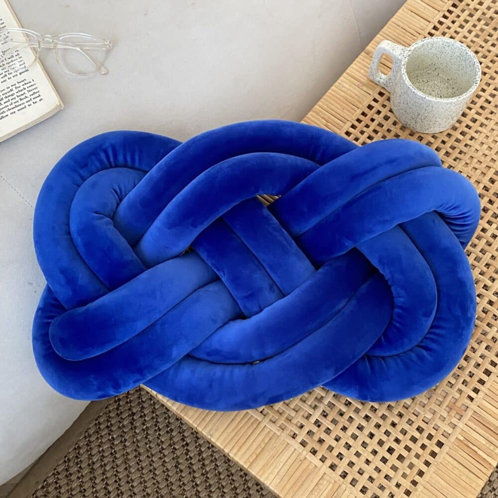 Coussin cocooning nœud